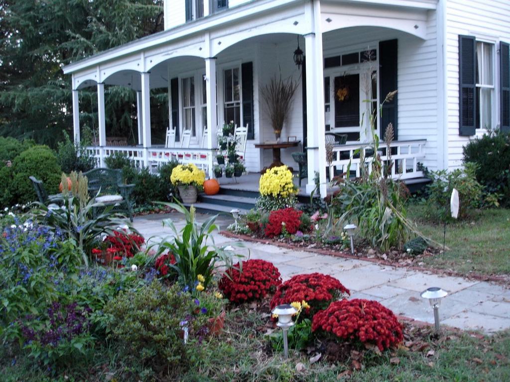 Inn On Poplar Hill Orange Bagian luar foto