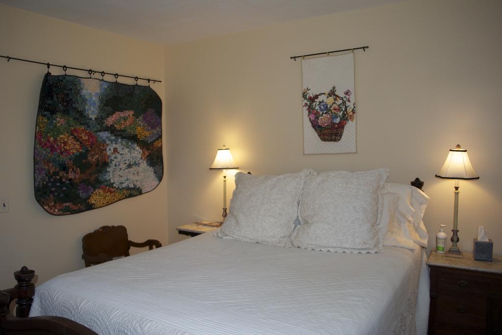 Inn On Poplar Hill Orange Bagian luar foto