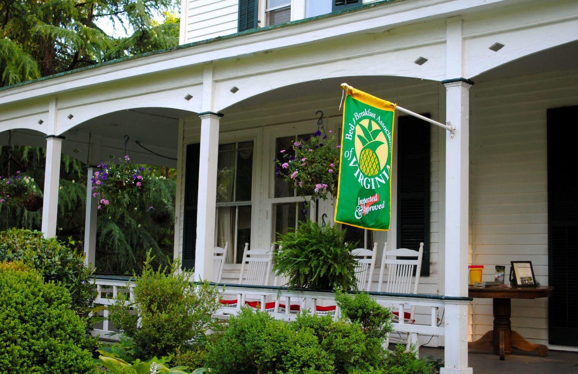 Inn On Poplar Hill Orange Bagian luar foto